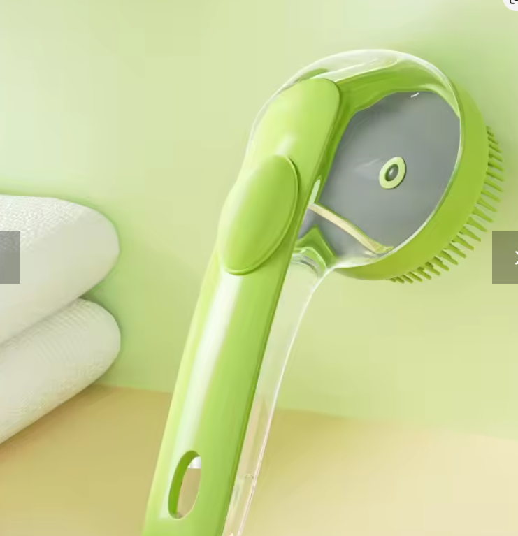Cepillo de Baño Ergonómico para Mascotas con dispensador de Jabón.